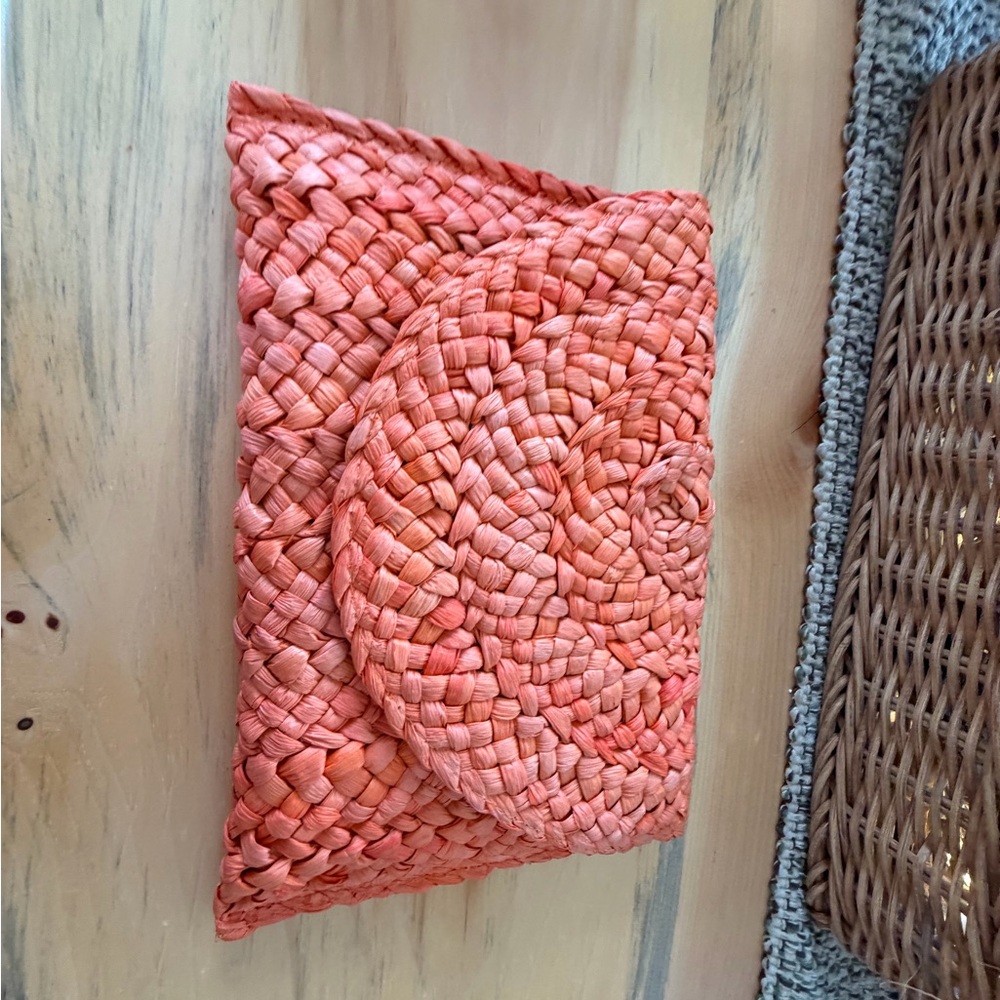 Shiraleah Coral Woven Clutch